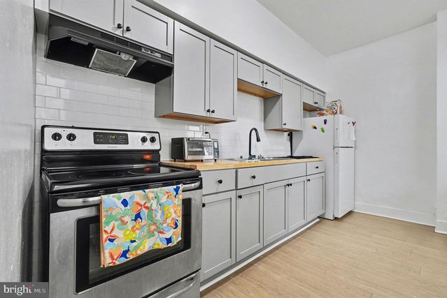 412 LOCUST ST, Lancaster, PA 17602