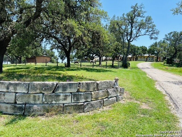222 State Highway 46 E, Boerne, TX 78006