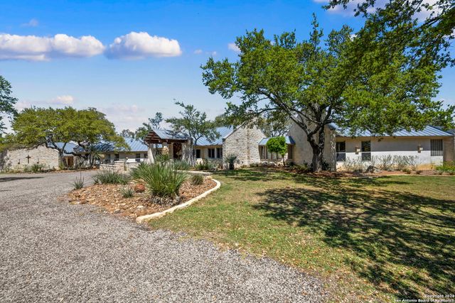 222 State Highway 46 E, Boerne, TX 78006