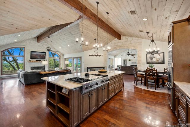 222 State Highway 46 E, Boerne, TX 78006