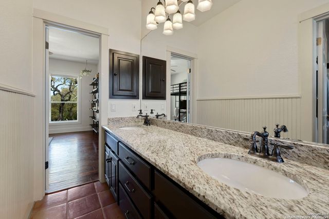 222 State Highway 46 E, Boerne, TX 78006