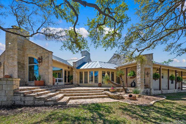 222 State Highway 46 E, Boerne, TX 78006