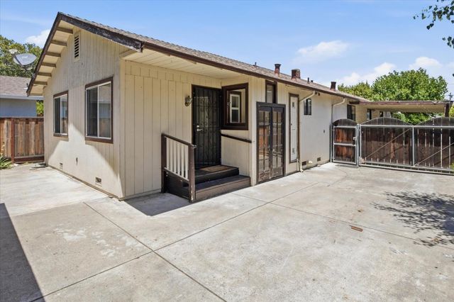 353 West Court, San Jose, CA 95116