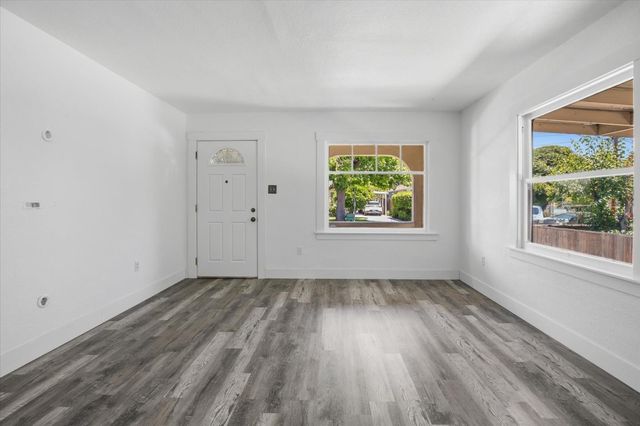 353 West Court, San Jose, CA 95116