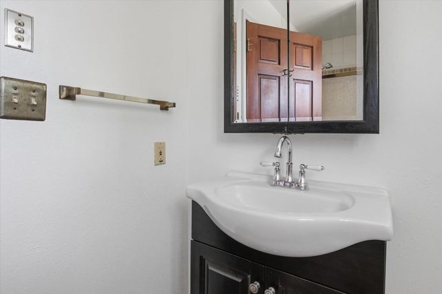353 West Court, San Jose, CA 95116