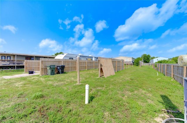 936 13th Street, Dickinson, TX 77539
