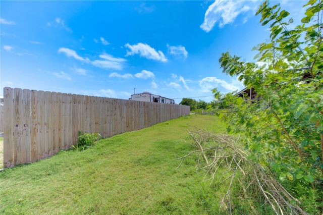 936 13th Street, Dickinson, TX 77539