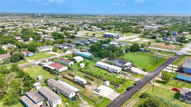 936 13th Street, Dickinson, TX 77539