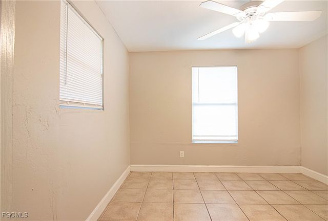 2022 NE 10th PL, Cape Coral, FL 33909