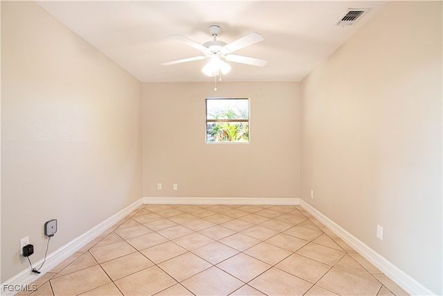 2022 NE 10th PL, Cape Coral, FL 33909