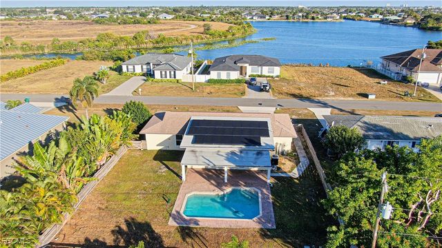 2022 NE 10th PL, Cape Coral, FL 33909