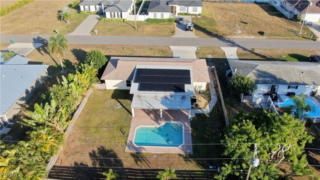 2022 NE 10th PL, Cape Coral, FL 33909