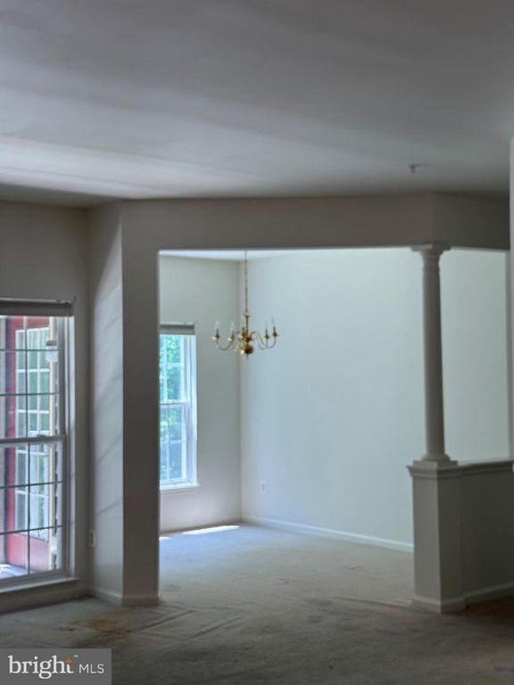 Image 10 of property listing at 316 LAUREN HILL CT #316, Reisterstown, MD 21136