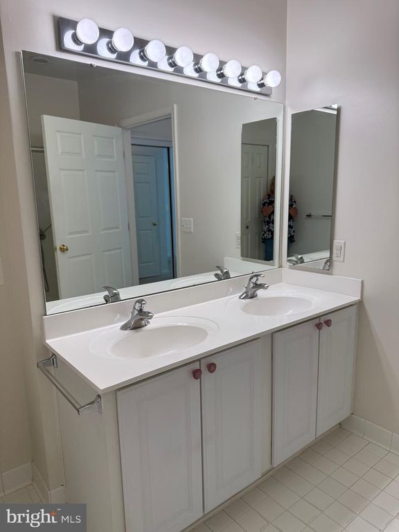 Image 25 of property listing at 316 LAUREN HILL CT #316, Reisterstown, MD 21136