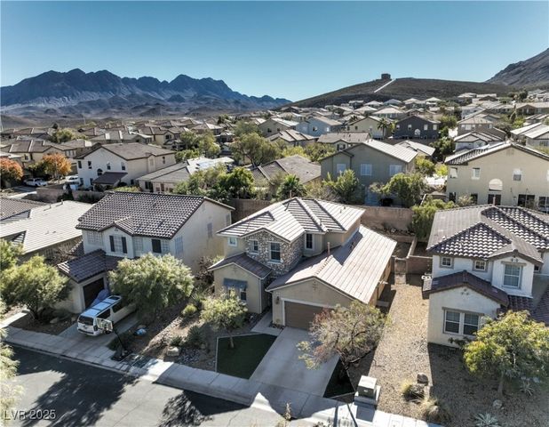 189 Carneros Avenue, Henderson, NV 89002