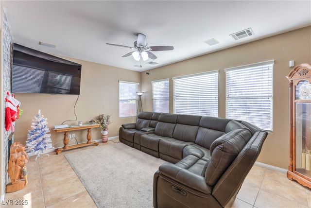 189 Carneros Avenue, Henderson, NV 89002