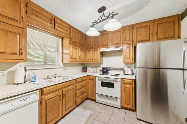 2919 Panhandle Drive, Grapevine, TX 76051