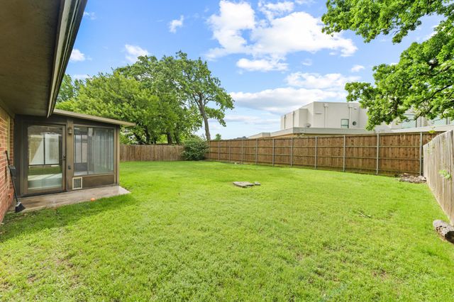 2919 Panhandle Drive, Grapevine, TX 76051