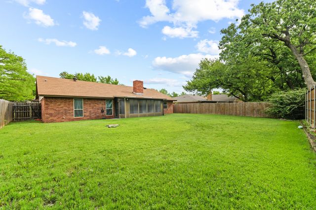 2919 Panhandle Drive, Grapevine, TX 76051