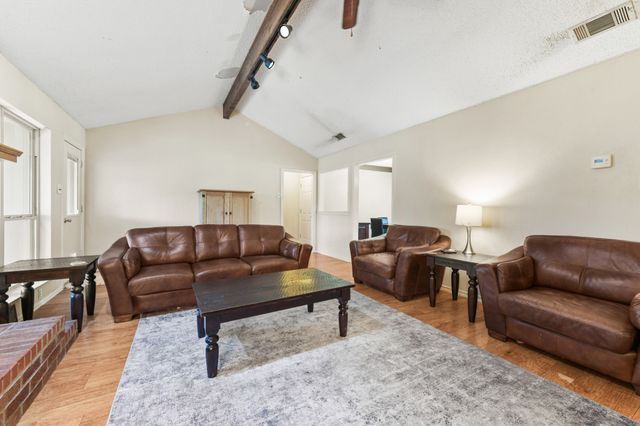 2919 Panhandle Drive, Grapevine, TX 76051