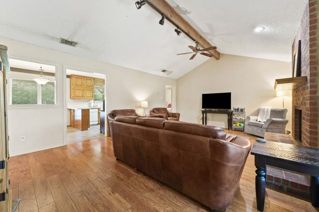 2919 Panhandle Drive, Grapevine, TX 76051