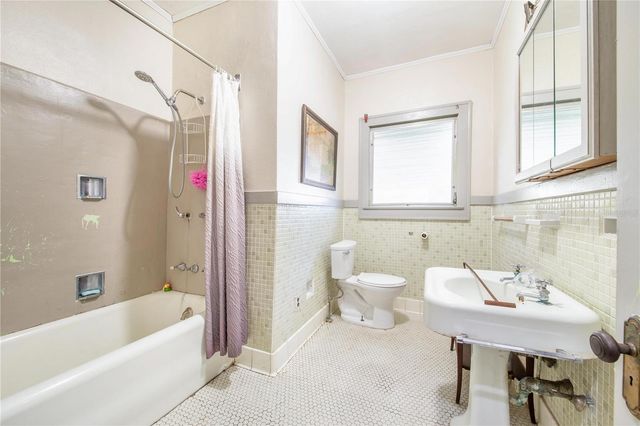 201 E PALMETTO STREET, Davenport, FL 33837