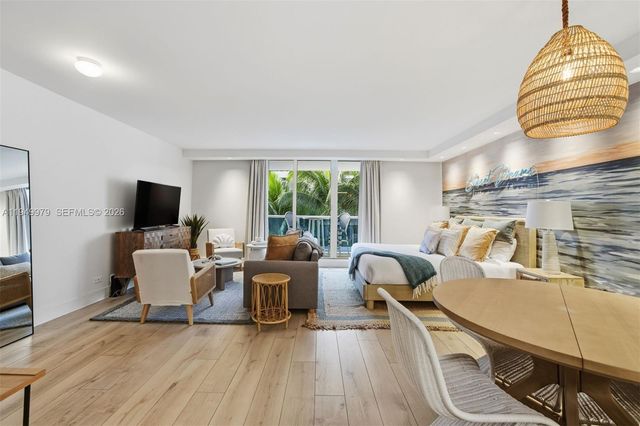 2301 Collins Ave 329, Miami Beach, FL 33139