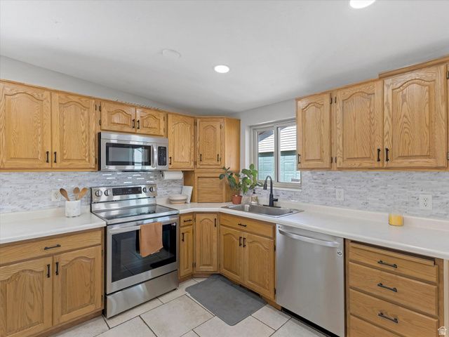 3454 W BRETT AVE, West Valley City, UT 84119