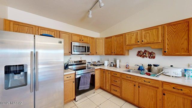 906 Via Rosamorada, Rio Rico, AZ 85648