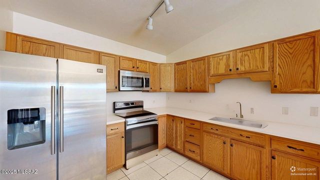 906 Via Rosamorada, Rio Rico, AZ 85648