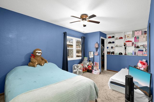 1709 Field Avenue, Saint Paul, MN 55116