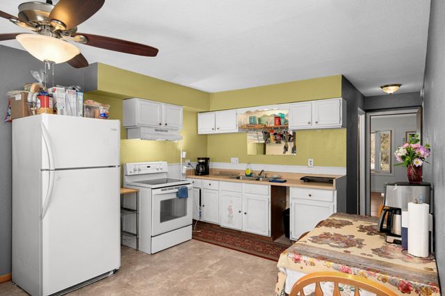 1709 Field Avenue, Saint Paul, MN 55116