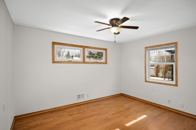 1709 Field Avenue, Saint Paul, MN 55116