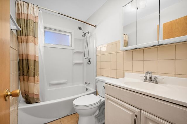 1709 Field Avenue, Saint Paul, MN 55116