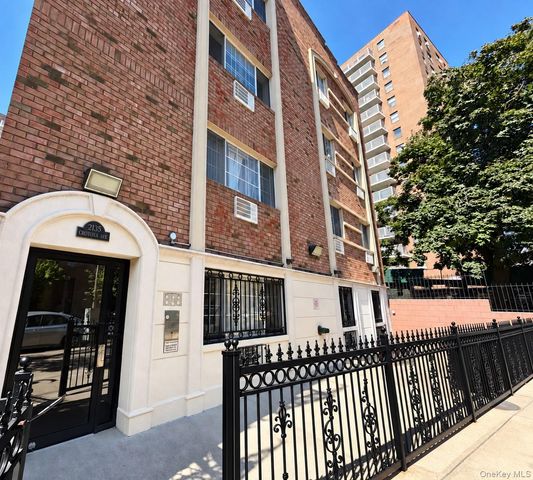 2135 Crotona Avenue 2B, Bronx, NY 10457