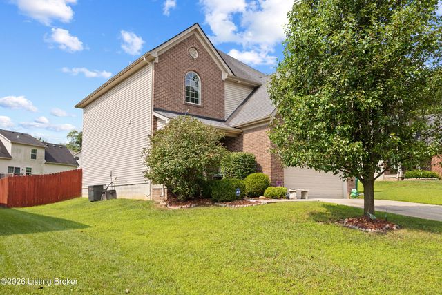 17413 Westbury Dr, Louisville, KY 40245
