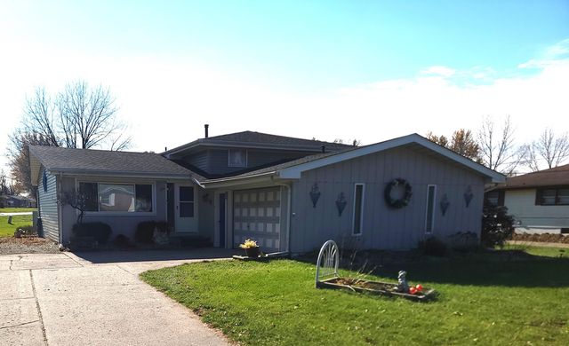 1328 Hilltop Drive, Lowell, IN 46356