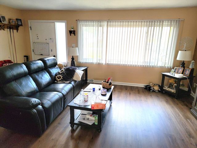 1328 Hilltop Drive, Lowell, IN 46356