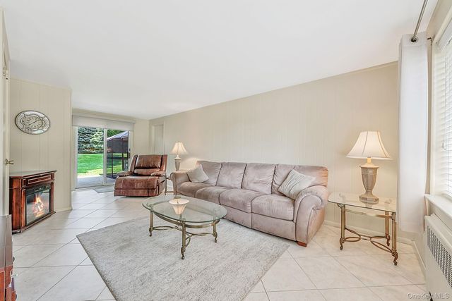 6 Keswick Drive, East Islip, NY 11730