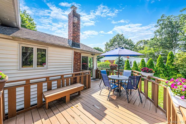 6 Keswick Drive, East Islip, NY 11730
