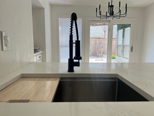 3642 Foxboro Lane, Carrollton, TX 75007