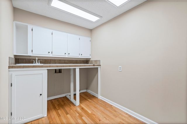 5702 Maxwell Drive, Olive Branch, MS 38654