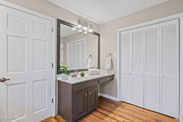 5702 Maxwell Drive, Olive Branch, MS 38654