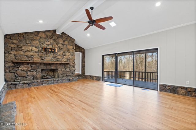 5702 Maxwell Drive, Olive Branch, MS 38654