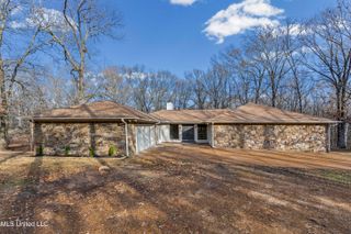 5702 Maxwell Drive, Olive Branch, MS 38654