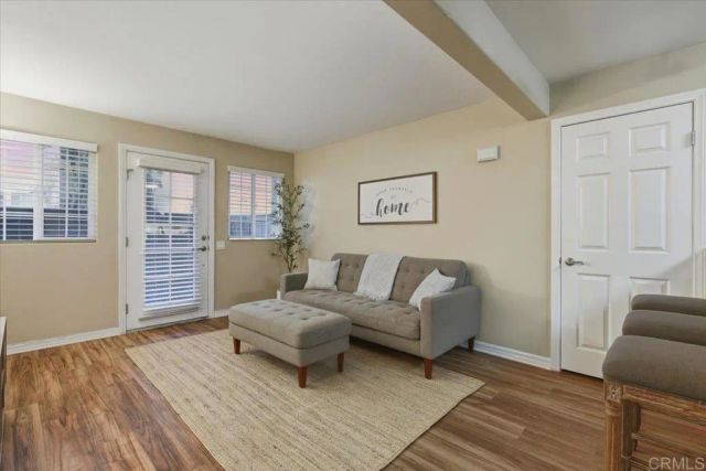 5402 Balboa Arms Drive 345, San Diego, CA 92117