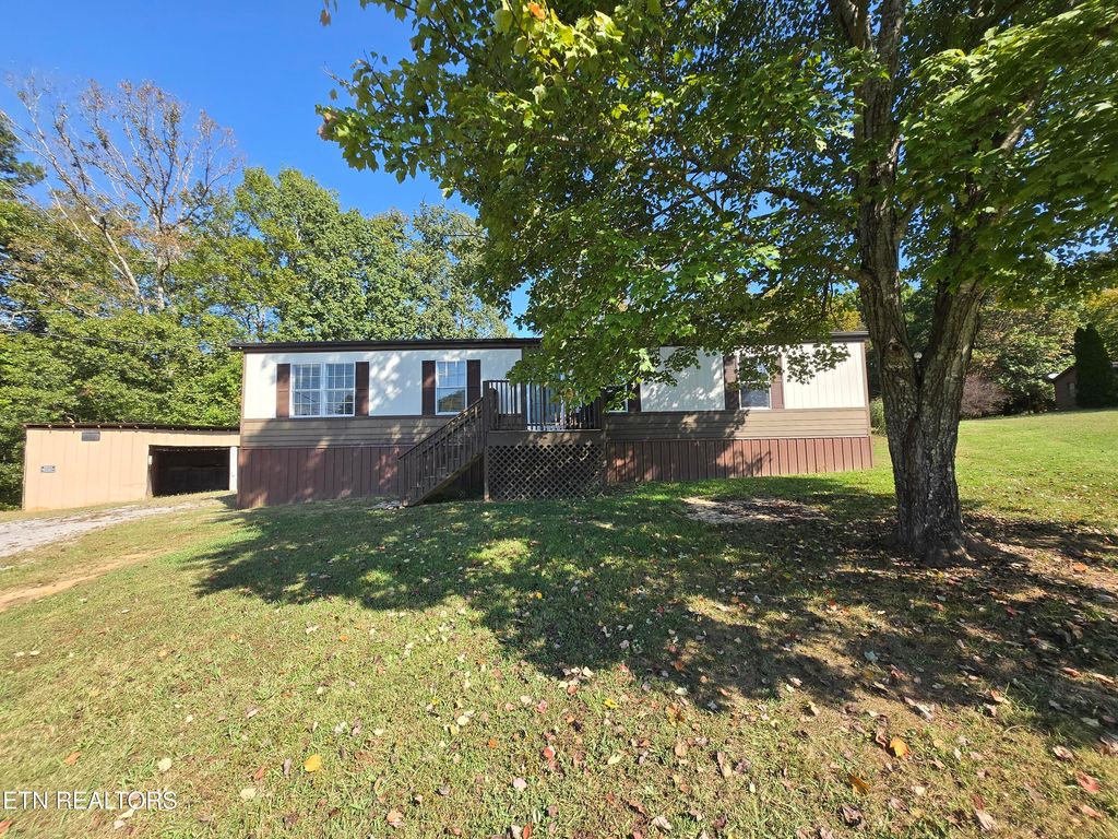 2836 Chesney Rd, Friendsville, TN 37737