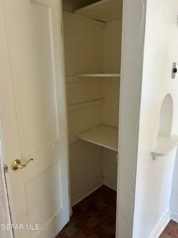 557 BATAAN Circle, El Paso, TX 79903