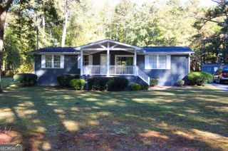 5179 Donald Drive, Loganville, GA 30052