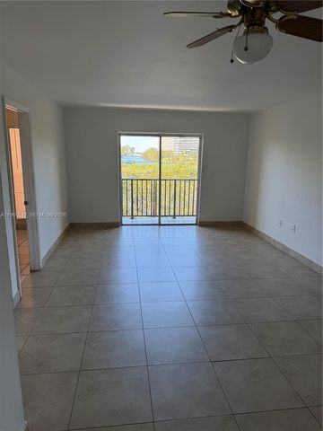 4805 NW 7th St 408-15, Miami, FL 33126